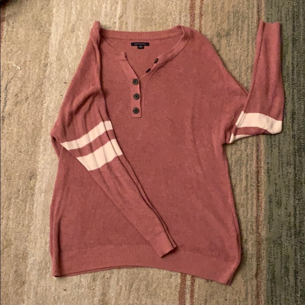 American Eagle Pink Henley Top sz L